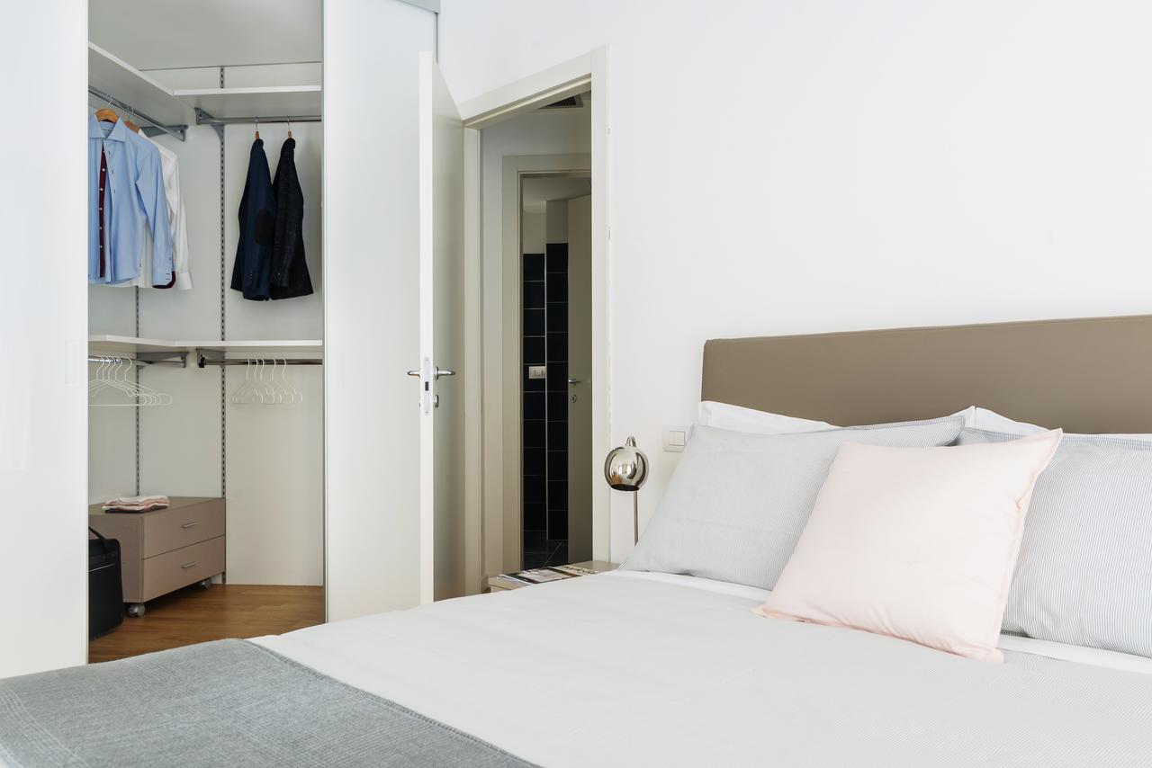 Ferienwohnung Joivy Sunny 1-Bed Flat With Balcony Mailand Exterior foto