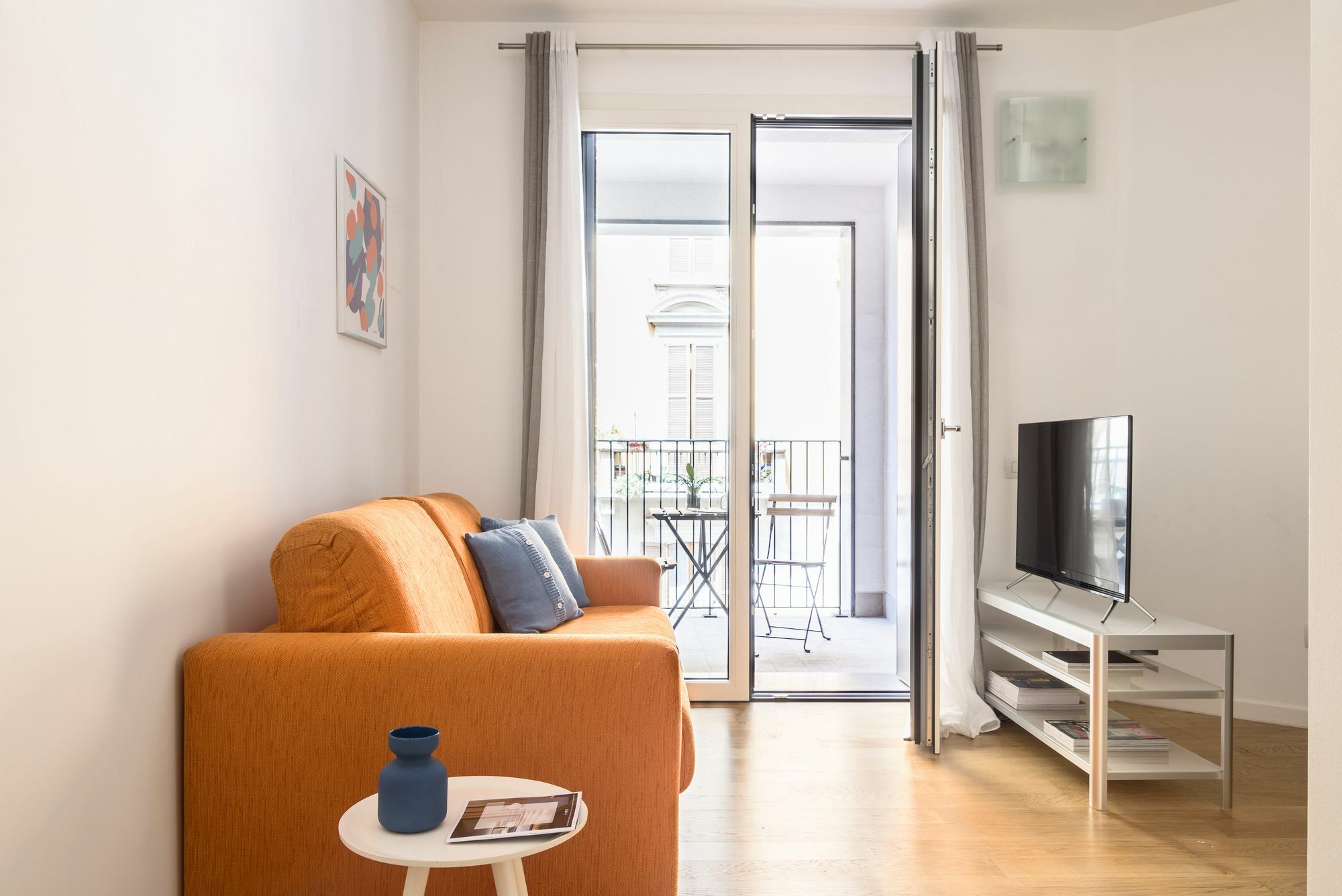 Ferienwohnung Joivy Sunny 1-Bed Flat With Balcony Mailand Exterior foto